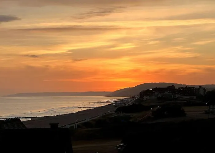 Sur La Plage / Enjoy The Beach Apartment Cabourg